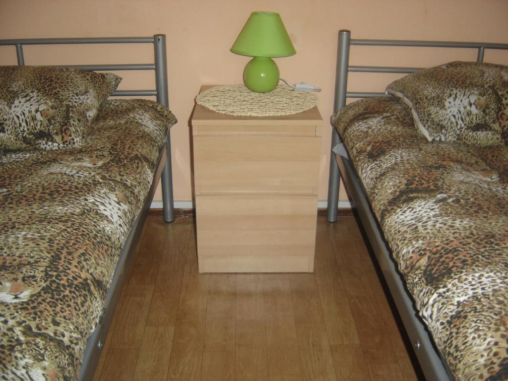 Hostel Taurus Cracovia Habitación foto